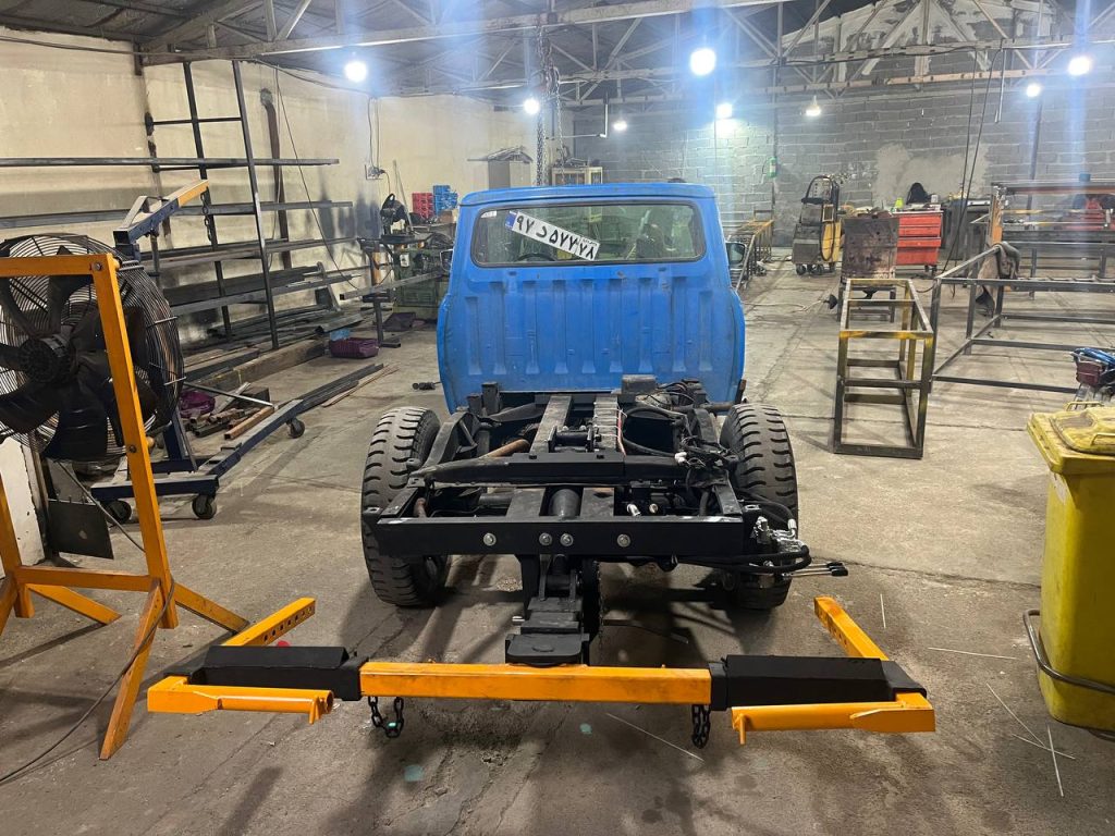 خدمات بازسازی یدک کش های قدیمی